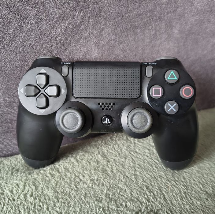 Джойстик Dualshock 4 version 2