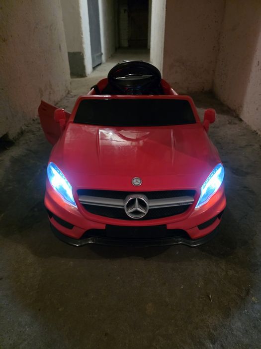 Auto na akumulator mercedes