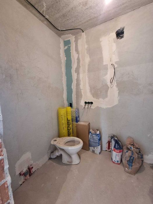 Продається 2-кімнатна квартира в сучасному житловому комплексі