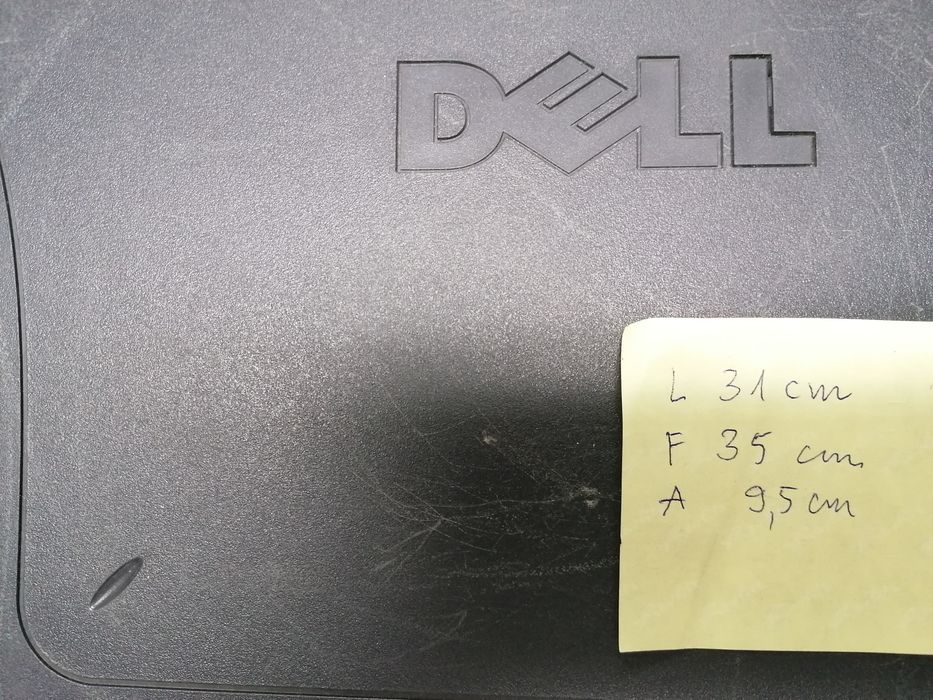 Computadores de caixa pequena com Windows 10423158080225955841