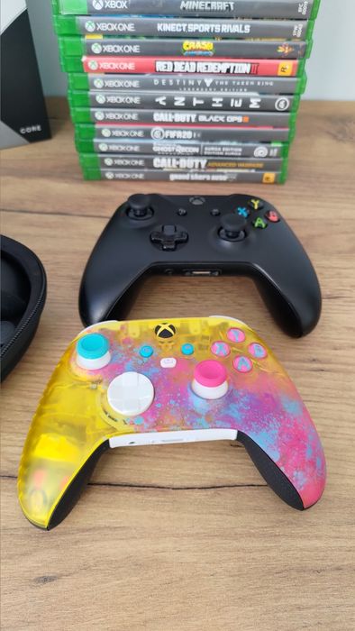 Gry / pady Xbox One / Series