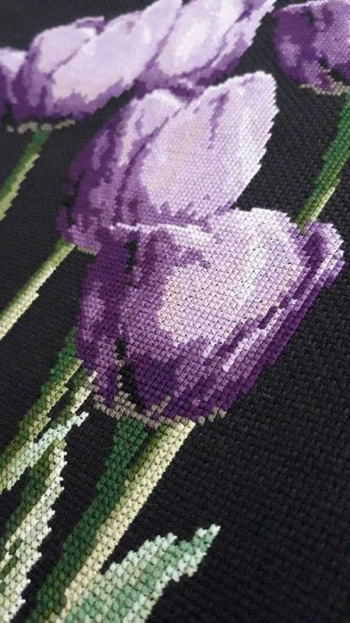 Вишита картина Тюльпани