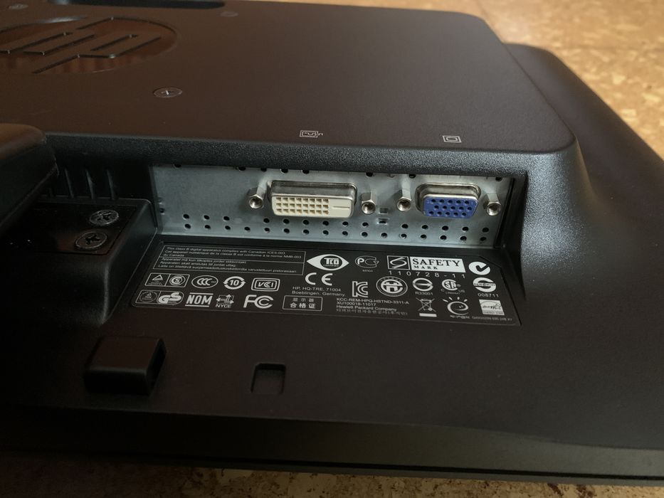 HP Compaq LE2002x64585675343491122