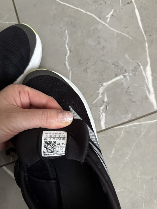 Кросівки Adidas