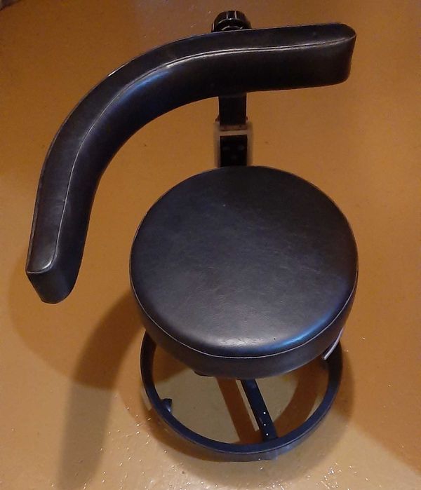 Krzesło Laboratoryjne Obrotowe Biurowe Barowe Skóra Sprawne Polecam