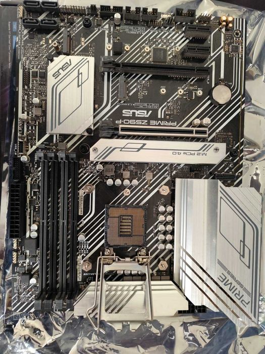 Kit PC: Intel i7 11700K + ASUS PRIME Z590-P + 32GB RAM DDR4 (2x16GB HyperX 3200MHz)