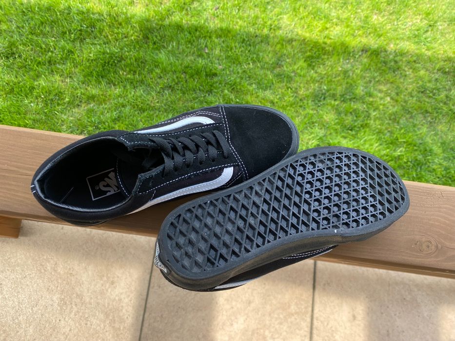 Czarne buty vans