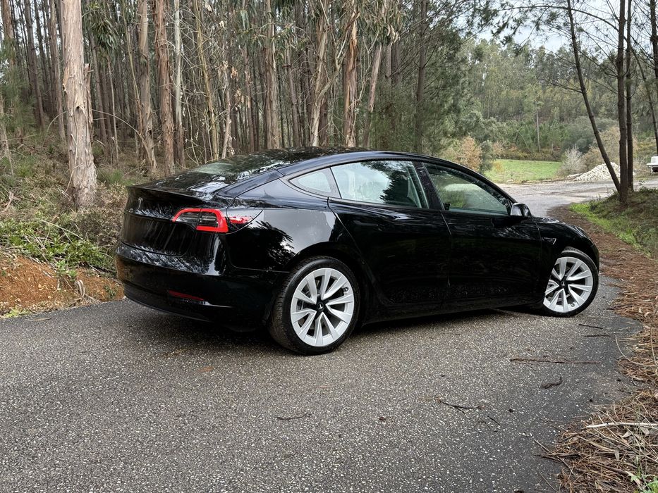 Tesla Model 3 SR + 60kw 12/2022