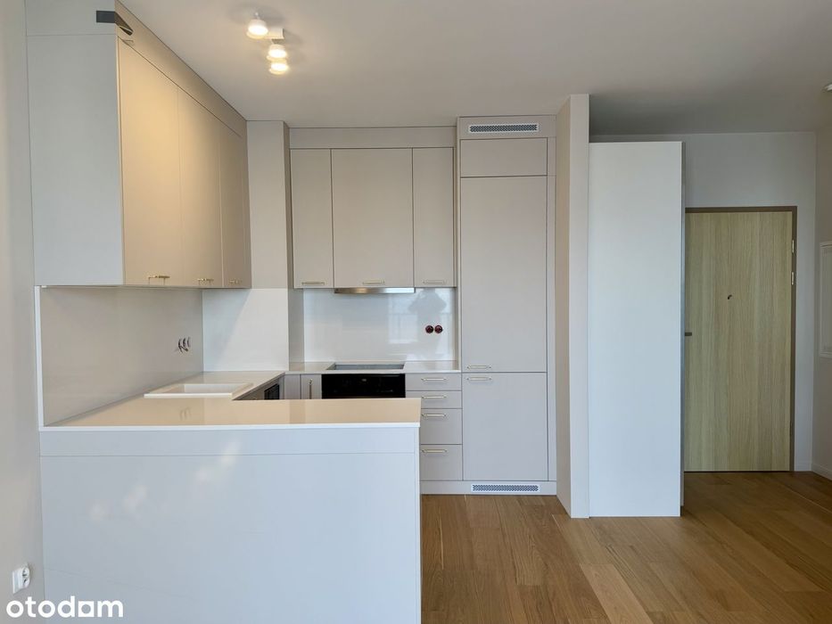 Nowoczesne 2-pokojowe mieszkanie z balkonem/ Pierwszy najem