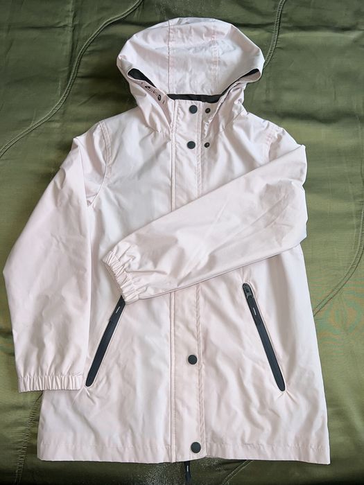 Куртка на дівчинку 140 зріст