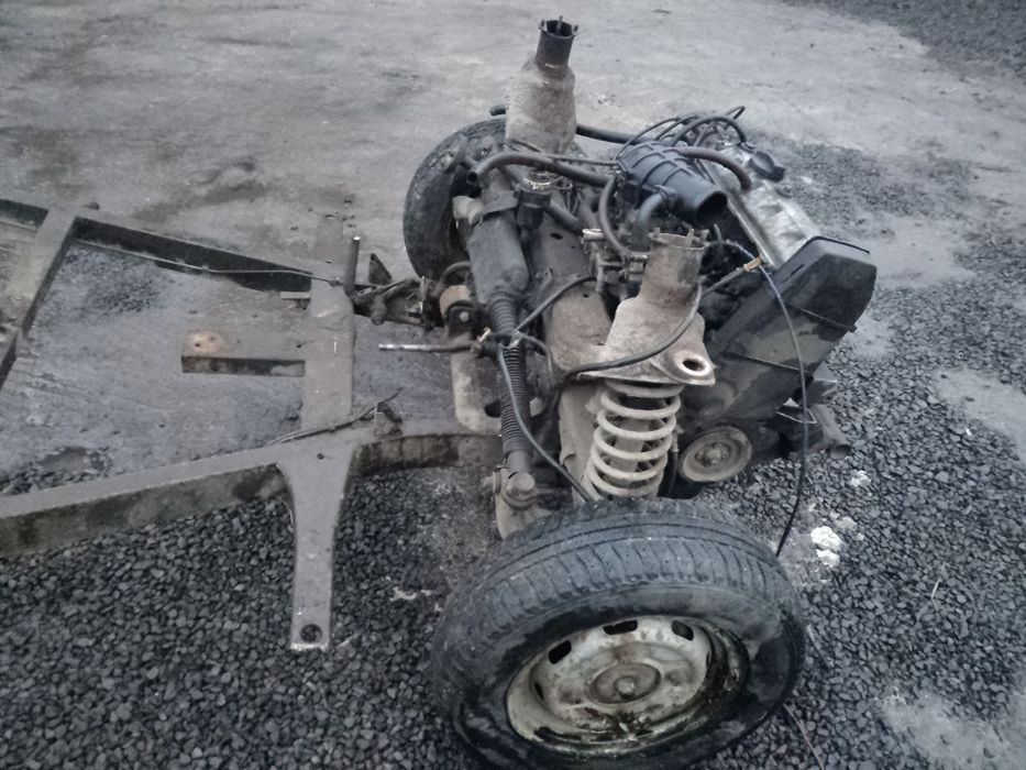 Ступици з колесами , рама ,віз