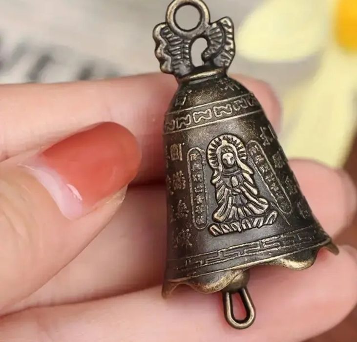 Антикварный колокольчик