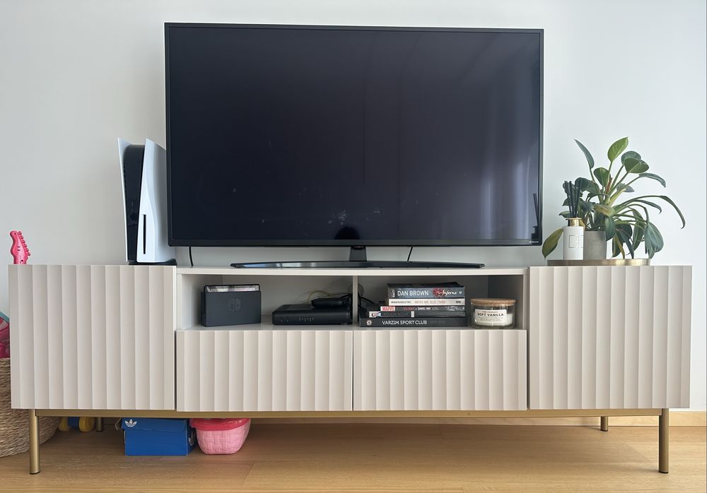 Vendo moveis e tapetes