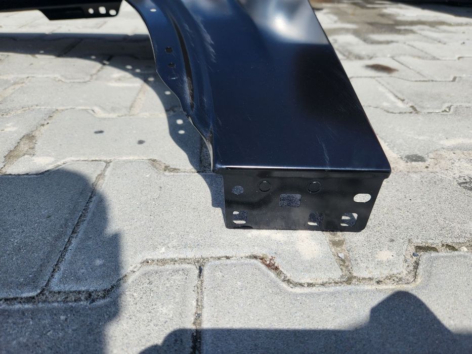 Переднє праве крило Volvo XC90