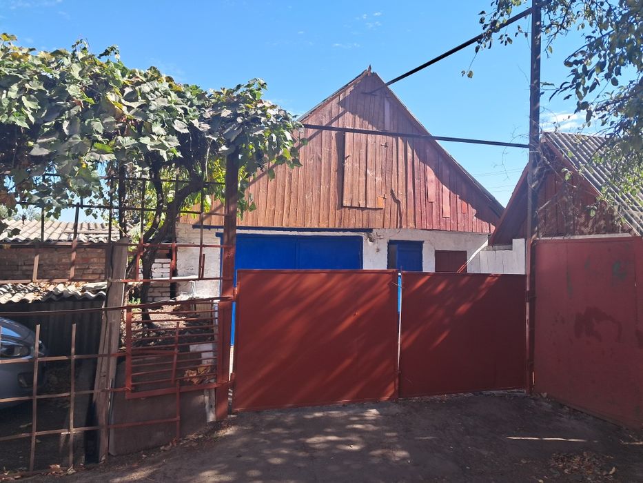 Продам гараж в м. Хорол