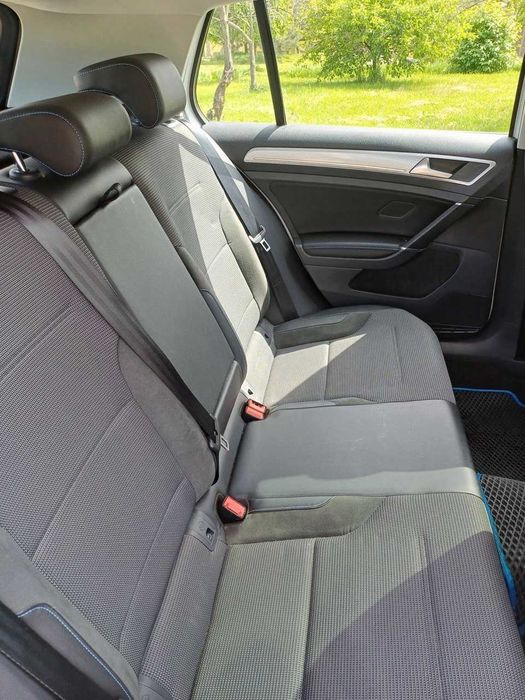 Продаж VW e-Golf