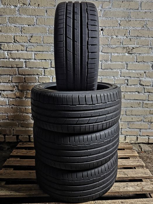 Шини 225/40r18 Hankook | 2023 | 7.5/6.5mm | Korea | Преміум | Ідеальні