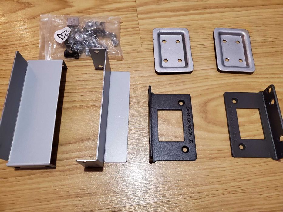 Крепление в стойку для ИБП APC безперибойник бесперибойник