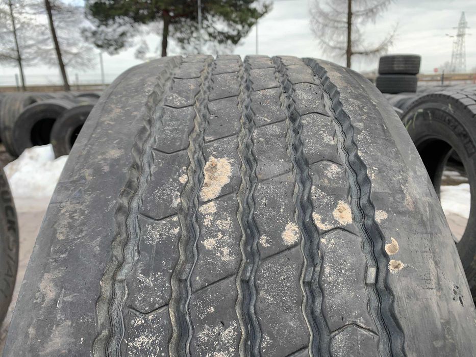 385/65R22.5 Opona DAYTON D400T 10-11mm Naczepa D 400