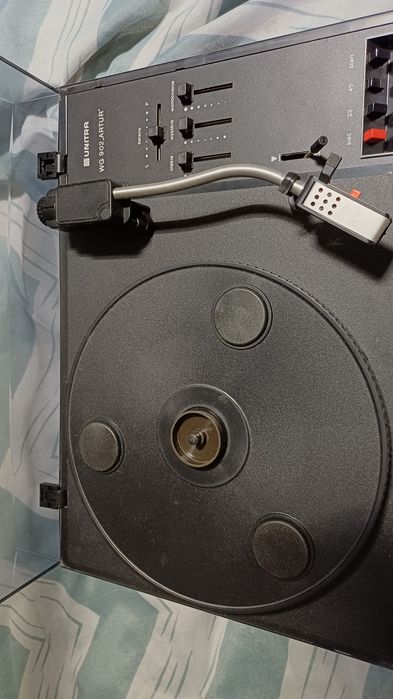 Gramofon / adamper Unitra