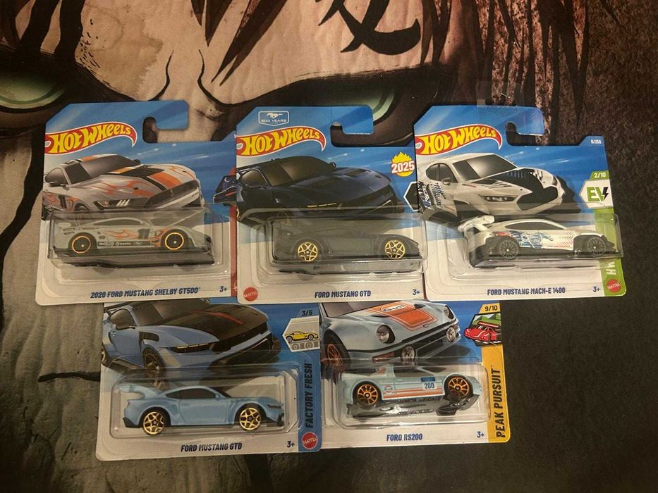 Pack Ford Mustang e RS200 - Diversos Hotweels