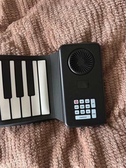 Rolled up piano - zwijany keyboard
