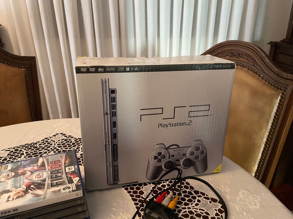 PlayStation 2  slim silver edition