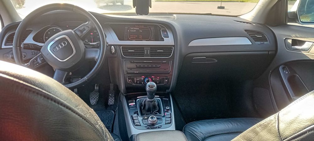 Samochód osobowy Audi A4b8 2.0TDI
