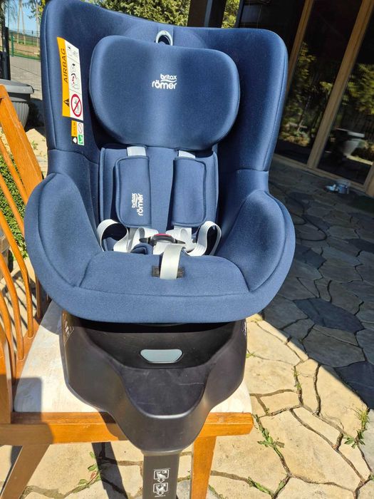 Fotelik obrotowy Britax Romer Dualfix M Plus