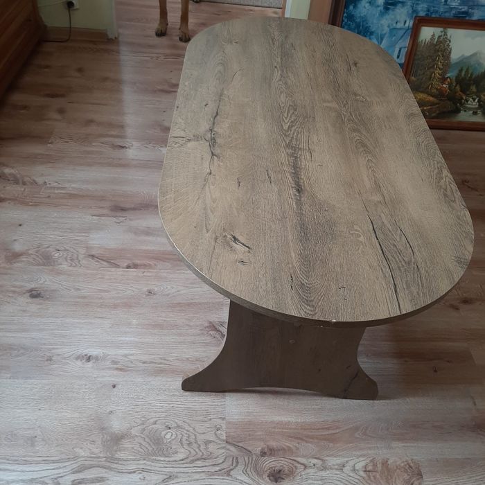 Ława w dobrym stanie