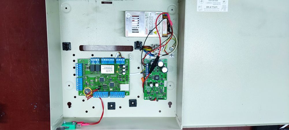 Контролер доступу U-prox IP400