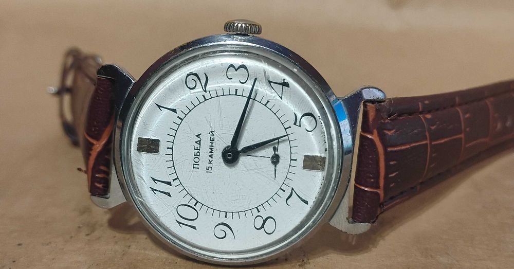 Zegarek Męski Pobieda krab 15 JEWELS 2602 biały