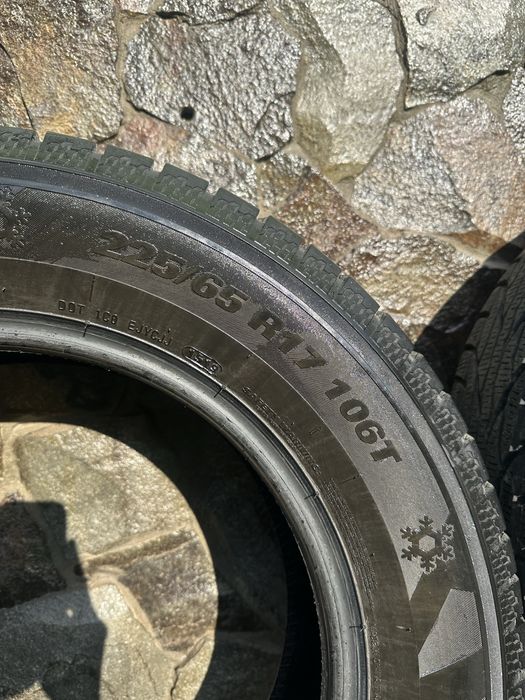 Шини зимові 225/66R17