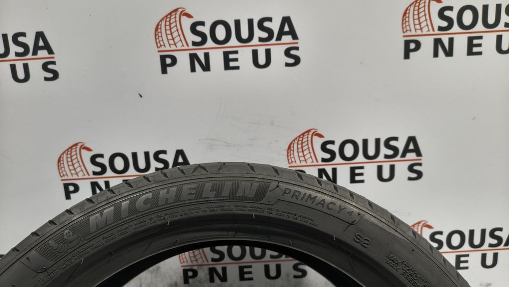 2 pneus semi novos 205-45R17 Michelin - Oferta dos Portes