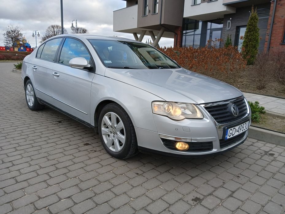 VW Passat B6 Sedan 2.0 TDI Climatronic Hak ISOFIX Tempomat
