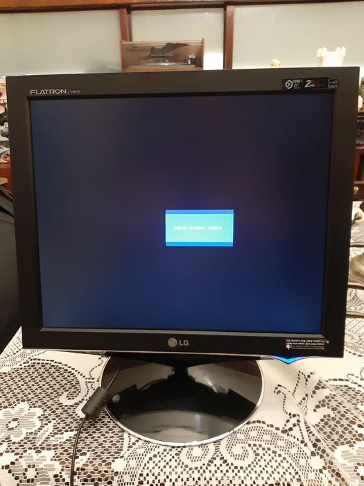 Monitor LG Flatron L1760TR430452270296606724