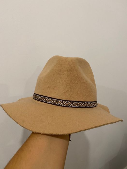 Chapéu Bege da Parfois Novo