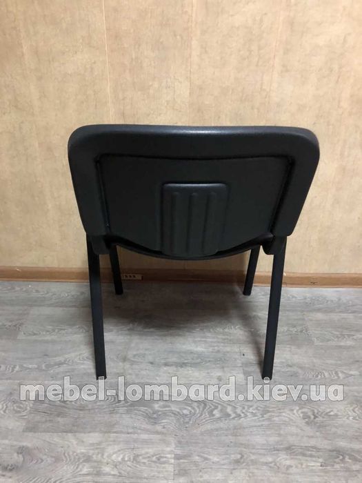 Стул офисный "ИСО" "Черный" кожзам бу