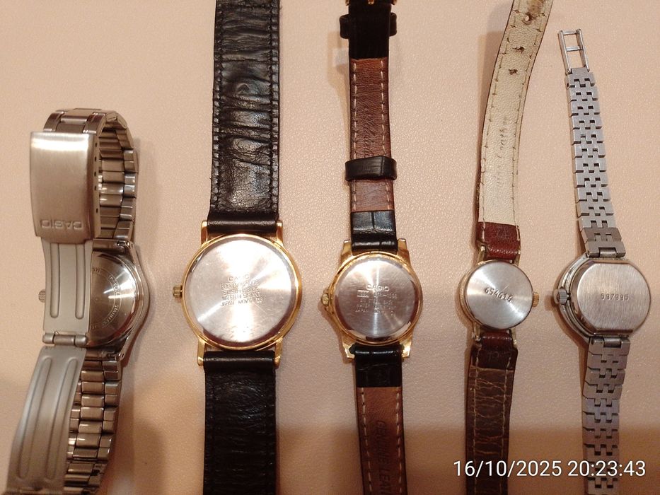Продам старые наручные часы Чайка и Casio