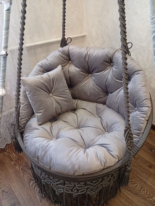 Підвісне крісло макраме