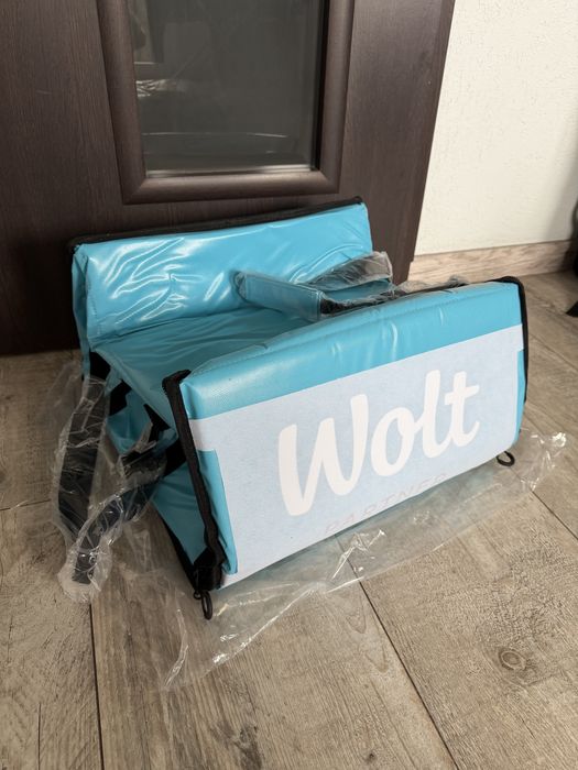 Nowa torba Wolt do dostaw kurierskich.