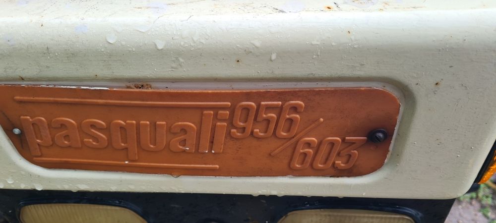 Trator Pasquali 21cv.