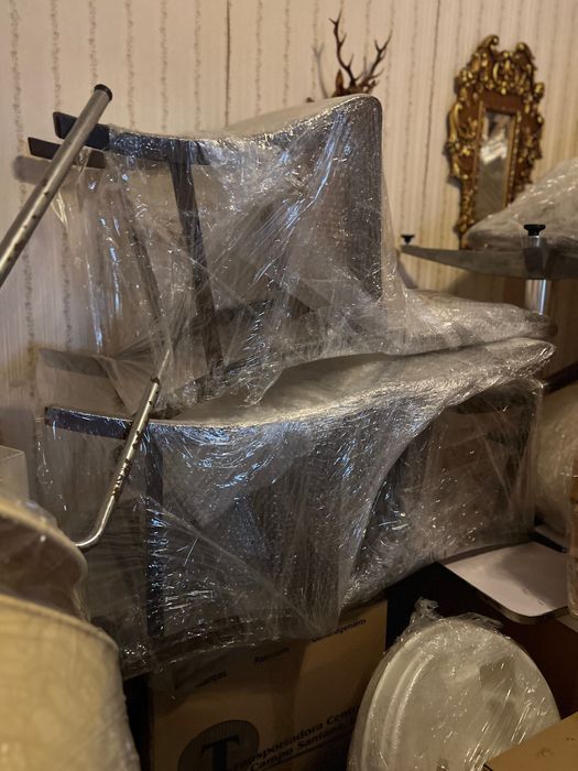 Mobiliário antigo (conjunto de varios moveis)