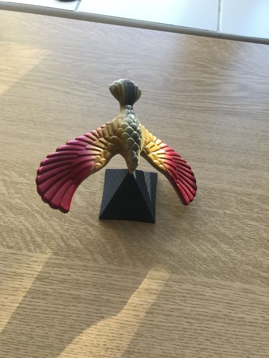 Балансир Птах на піраміді