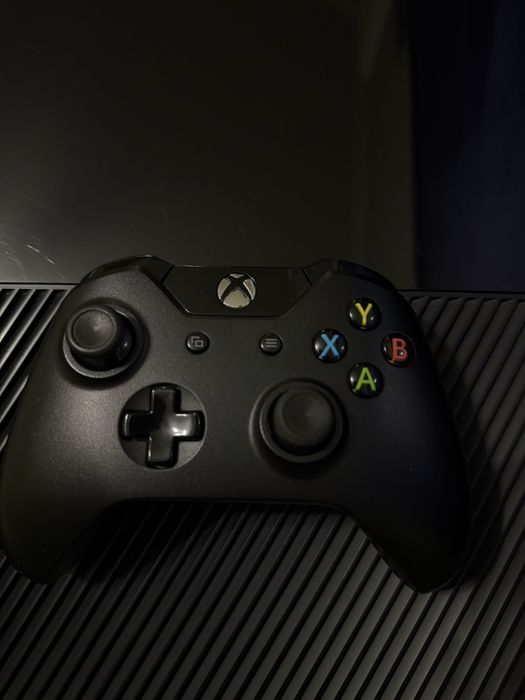 Продам Xbox ONE FAT 500 gb