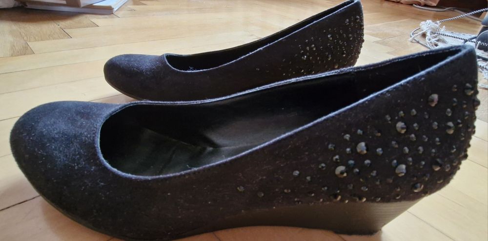 Туфлі жіночі на танкетці Graceland