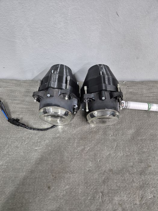 Фари на автобус Van Hool