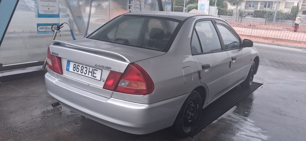 Mitsubishi Lancer 1.3 GLX — 1997