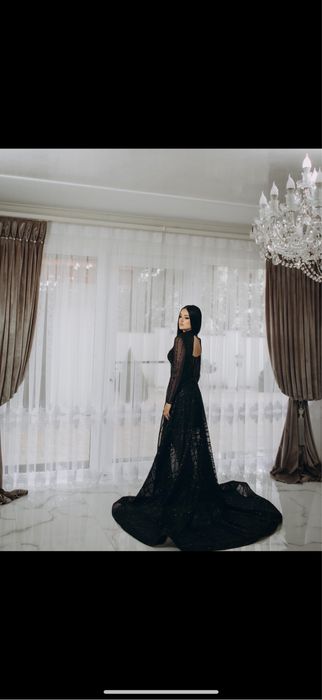 Вечірня сукня чорна