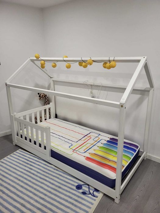 Cama montessori com colchão